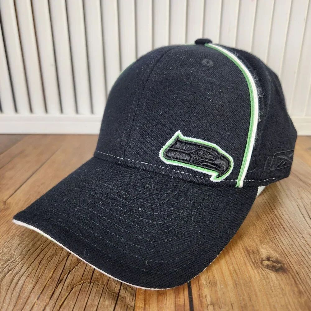 Reebok Seattle Seahawks NFL Flex Fit Hat Cap Black Green Football Team OSFA